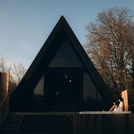 L Atypique Insolite Avec Et Sauna Privatifs * Souillac
